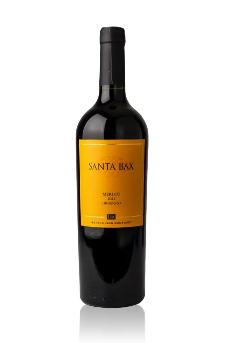 Fles rode wijn Merlot uit Argentienie geproduceerd door wijnhuis Jean Busquet. De Santa Bax uit wijnaar 2021